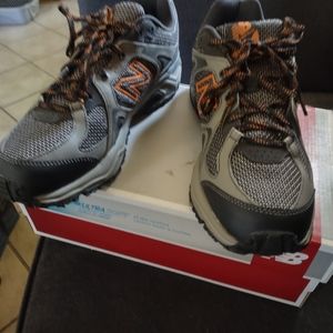 Men's New Balance sneakers